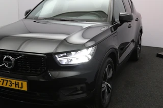 Volvo XC40 – thumbnail 2