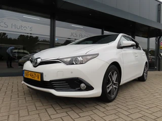 Toyota Auris – thumbnail 1