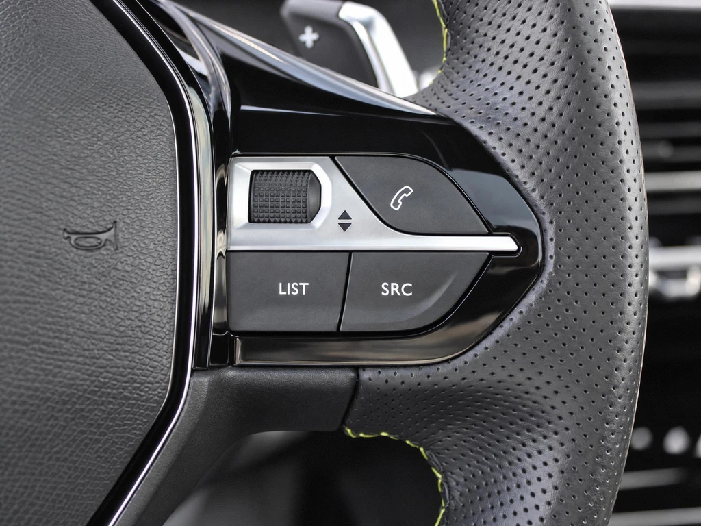 Peugeot 208 – foto 22