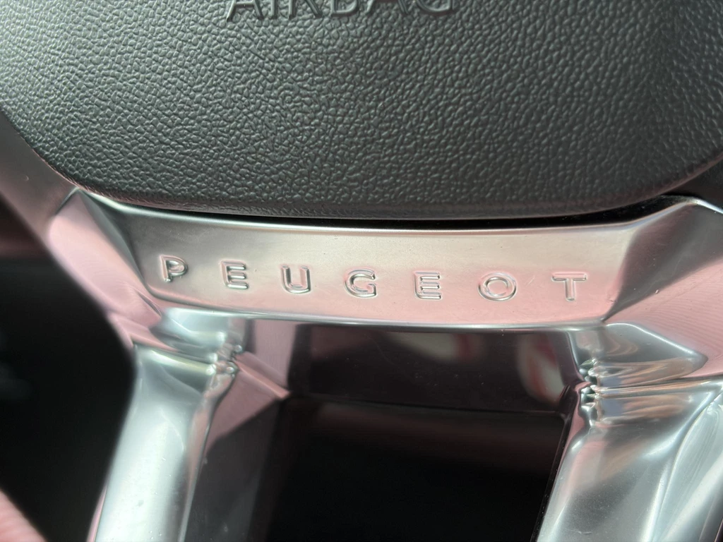 Peugeot 208 – foto 28