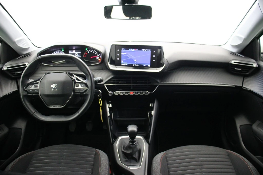 Peugeot 208 – foto 11
