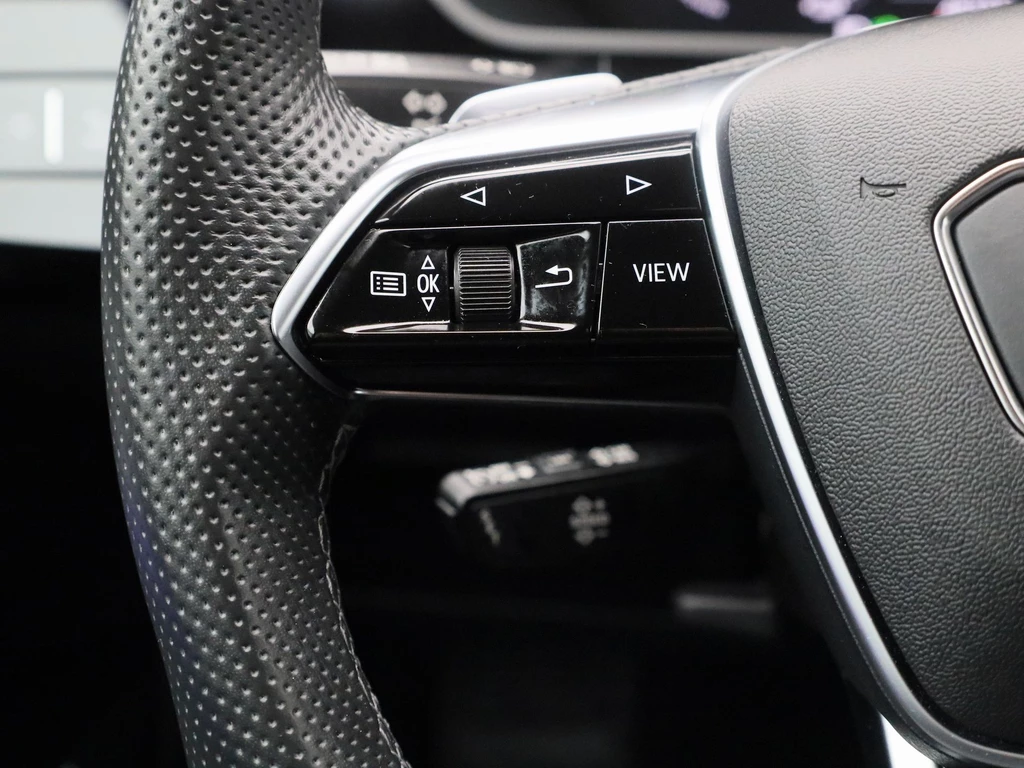Audi Q8 Sportback e-tron – foto 18