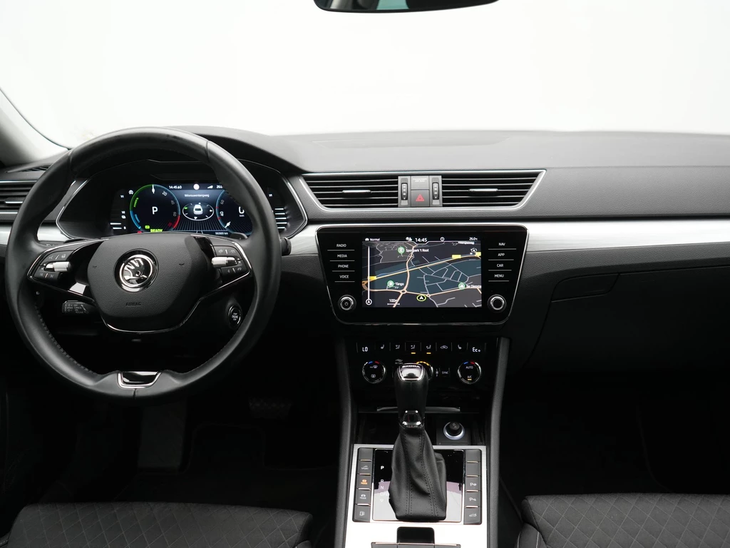 Škoda Superb – foto 25