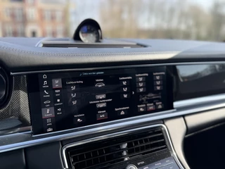 Porsche Panamera – thumbnail 25