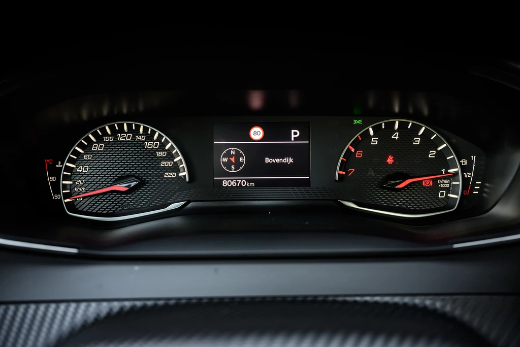 Peugeot 208 – foto 34