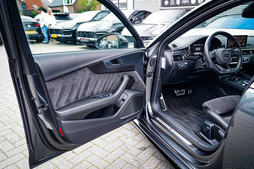 Audi A4 – foto 31