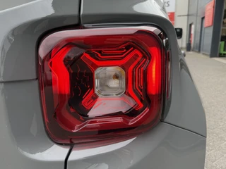 Jeep Renegade – thumbnail 33