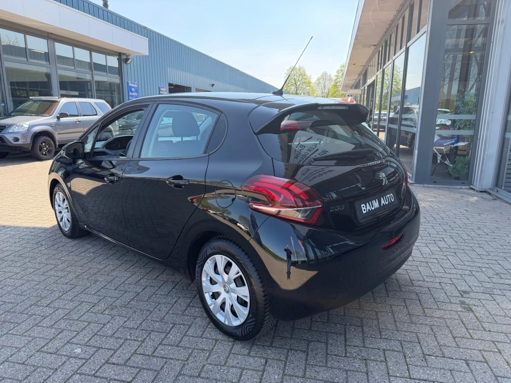 Peugeot 208 – foto 10