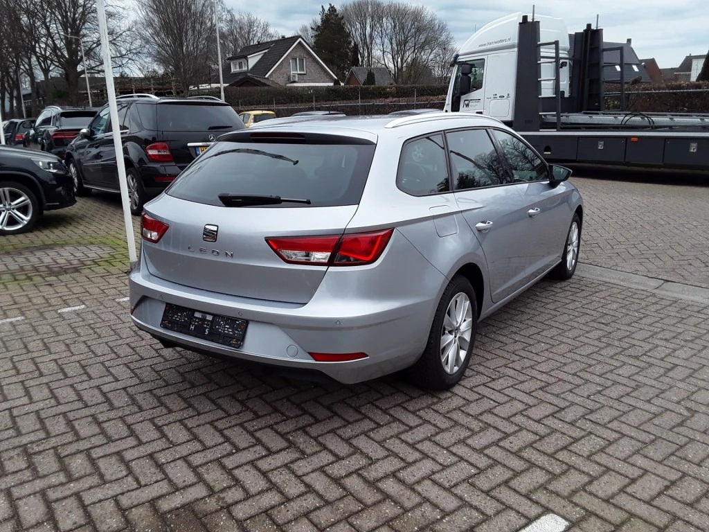 SEAT Leon – foto 5
