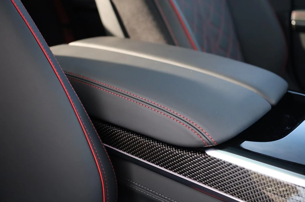 Audi S8 – foto 37