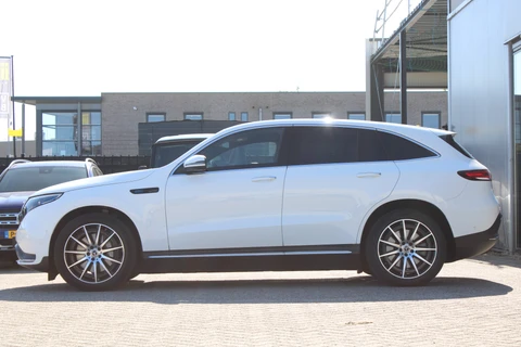 Mercedes-Benz EQC 400 4MATIC 80kWh (SOH 96,71%) Business Solution AMG LINE 20''