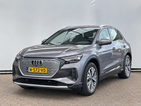 Audi Q4 e-tron 40 edition 77 kWh Soh 92% Leer Trekhaak Carplay Camera Advanced