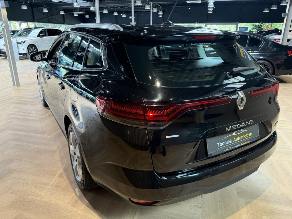 Renault Megane E-Tech – foto 3