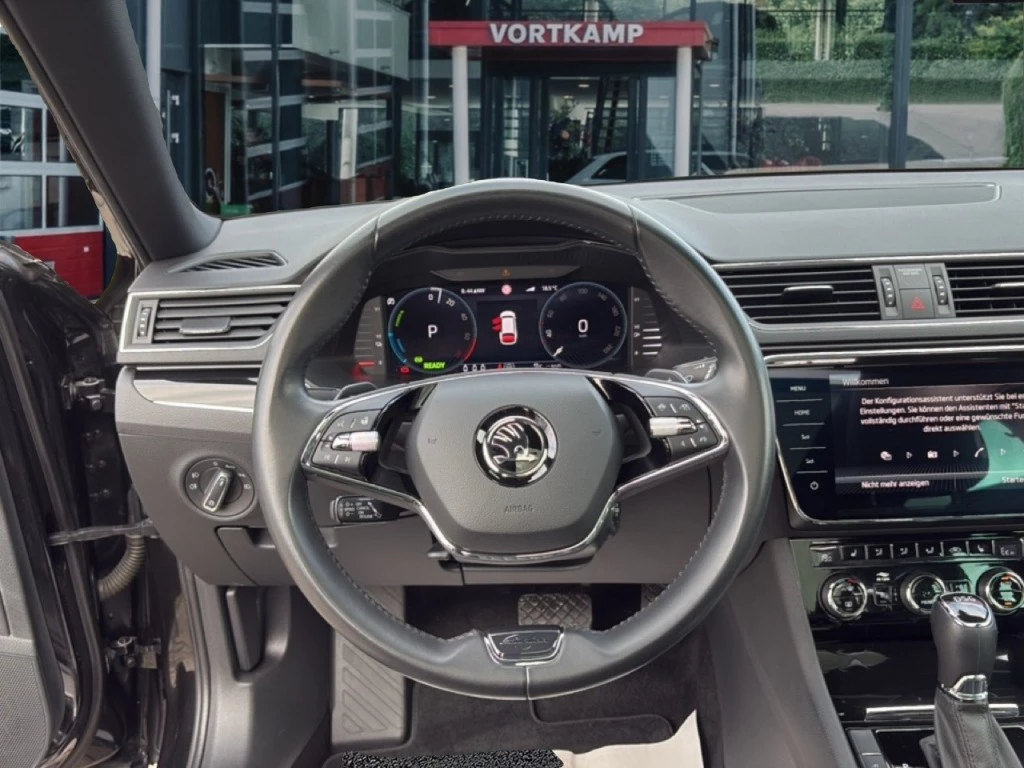 Škoda Superb – foto 19