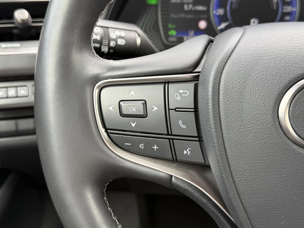 Lexus UX – foto 15