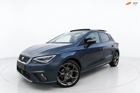 Seat Ibiza 1.0 TSI FR PANO VIRTUAL KEYLESS CAMERA SFEER CARPLAY
