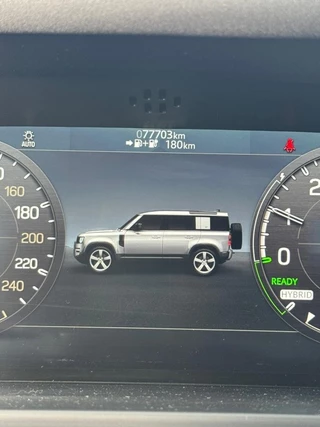 Land Rover Defender – thumbnail 15