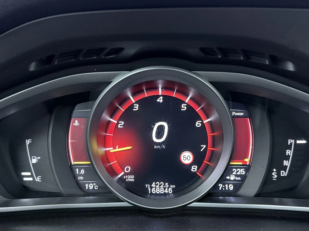 Volvo V40 – foto 10