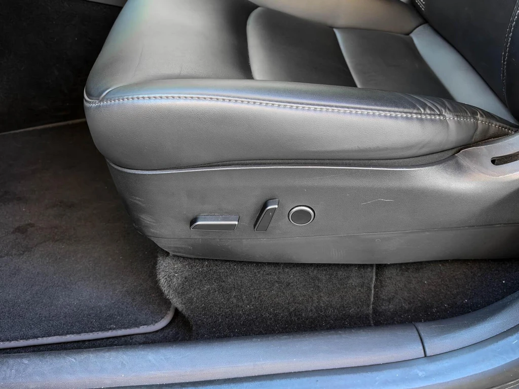 Tesla Model Y – foto 28