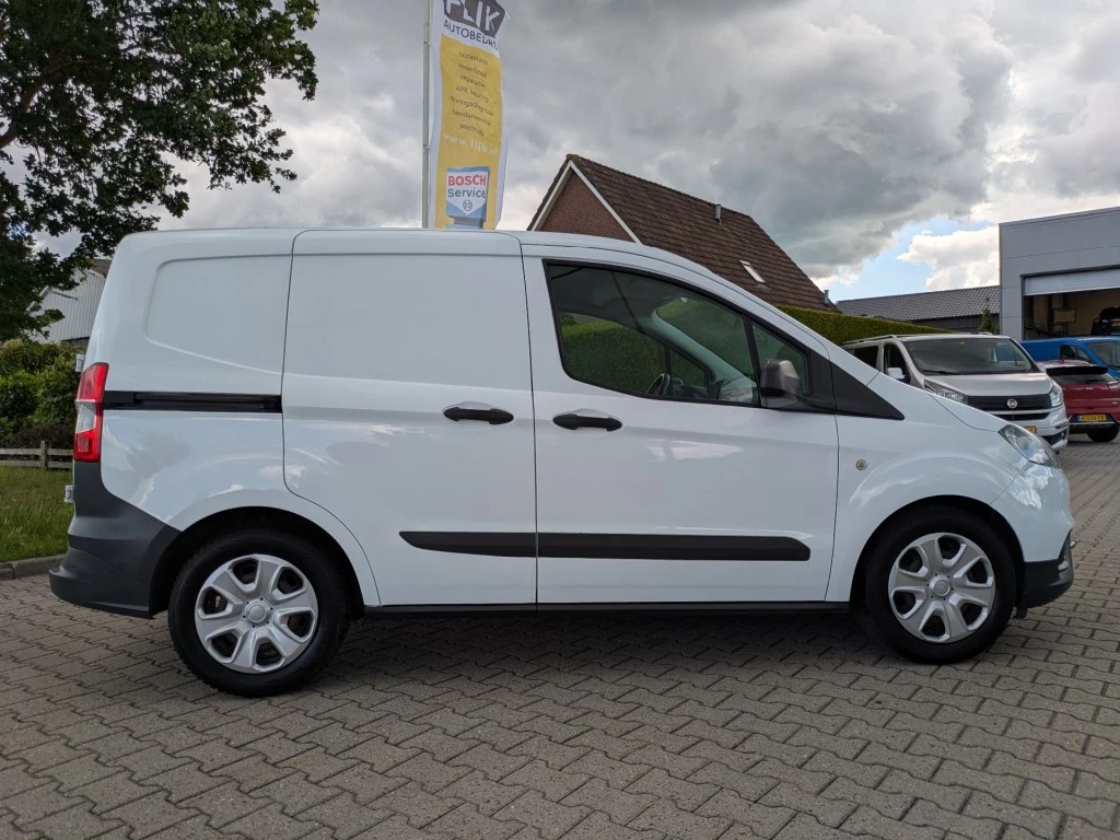 Ford Transit Courier – foto 6