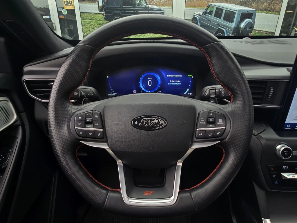 Ford Explorer – foto 11