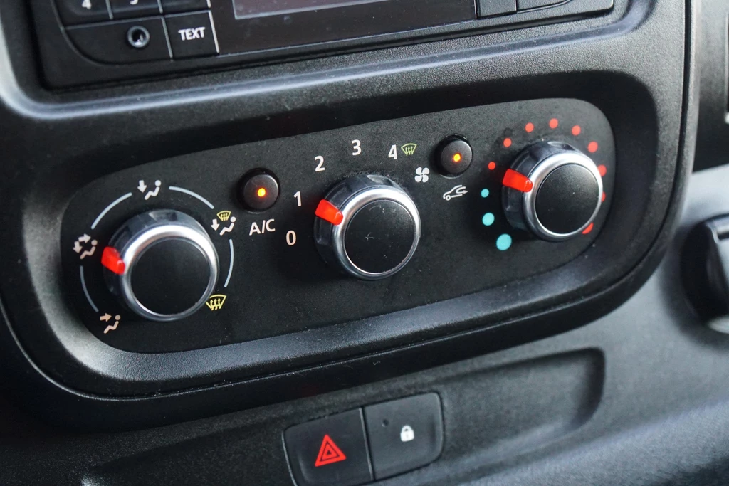 Nissan NV300 – foto 26