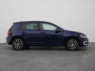 Volkswagen e-Golf – thumbnail 13