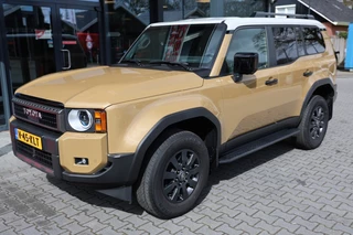 Toyota Land Cruiser – thumbnail 1