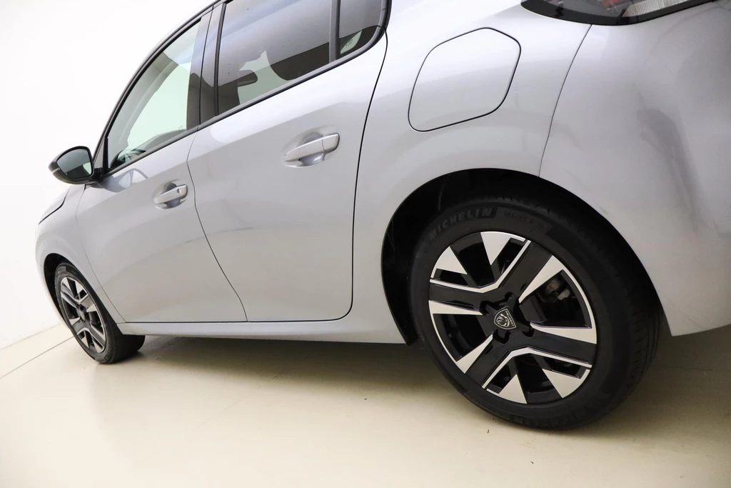 Peugeot 208 – foto 17