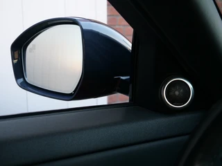 Land Rover Range Rover Evoque – thumbnail 31