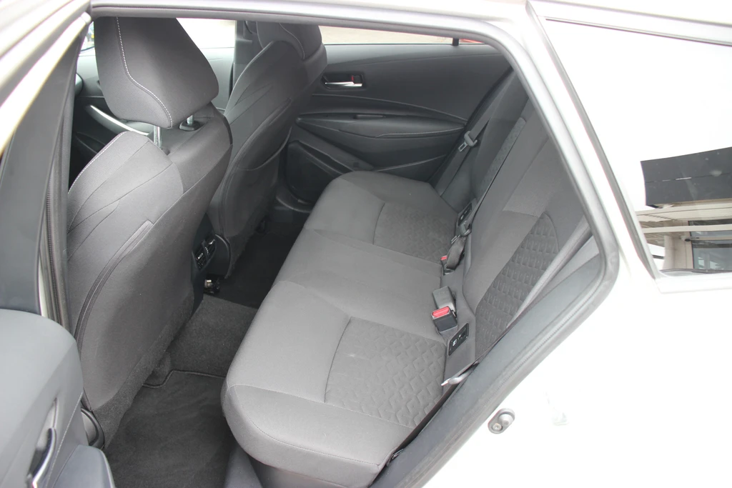 Suzuki Swace – foto 13