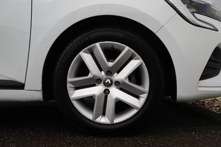 Renault Clio – thumbnail 3