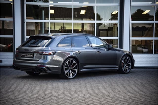 Audi RS4 – thumbnail 4