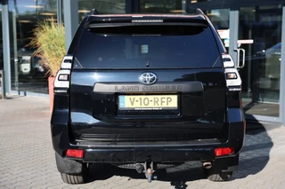 Toyota Land Cruiser – thumbnail 4