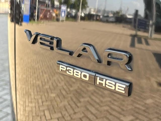 Land Rover Range Rover Velar – thumbnail 42