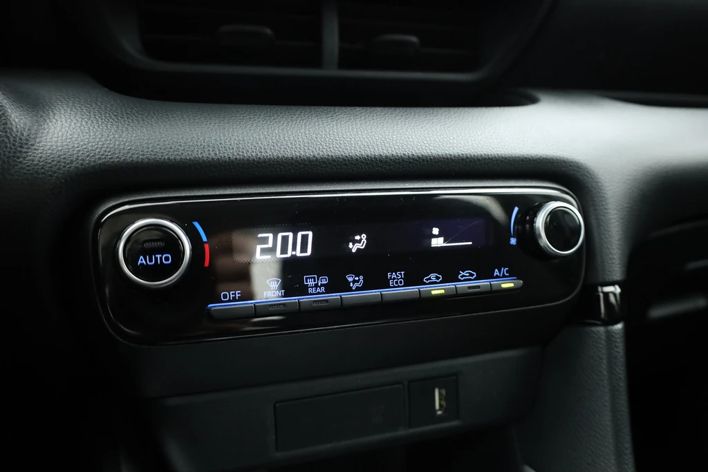 Toyota Yaris – foto 27