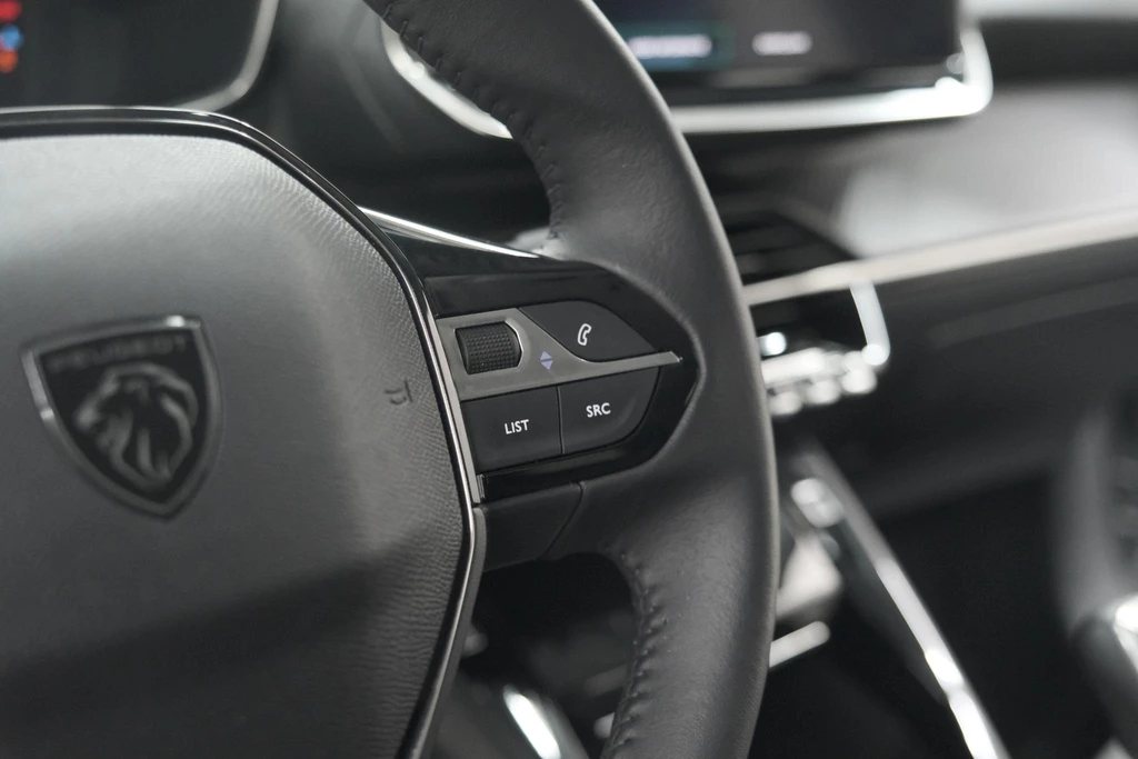 Peugeot 208 – foto 48