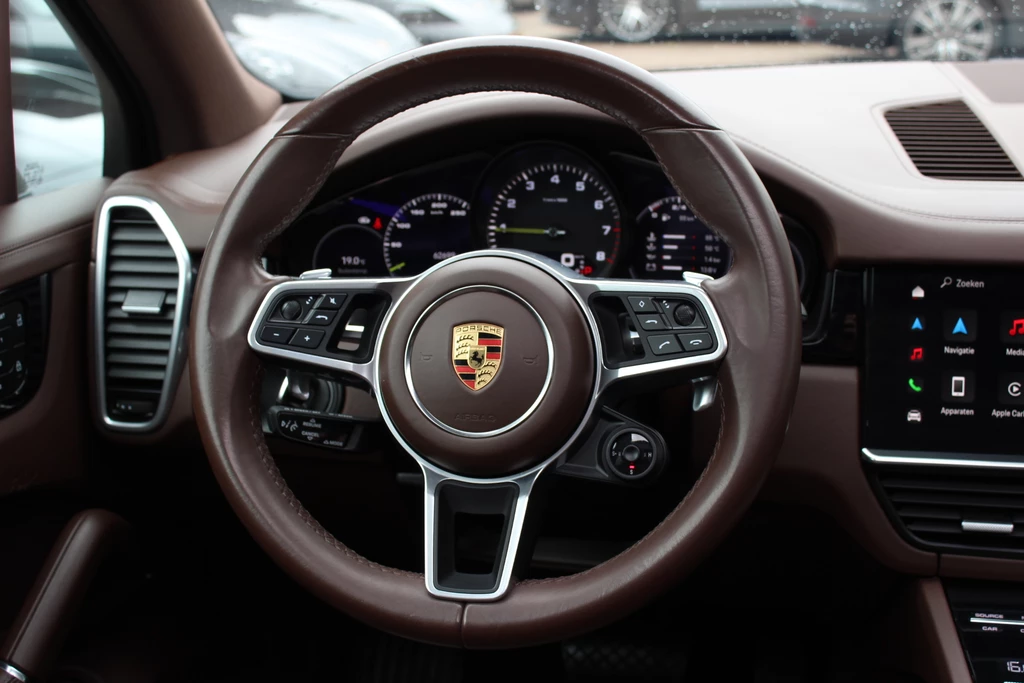 Porsche Cayenne – foto 19