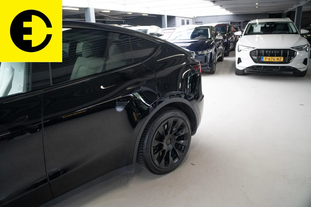 Tesla Model Y – foto 36