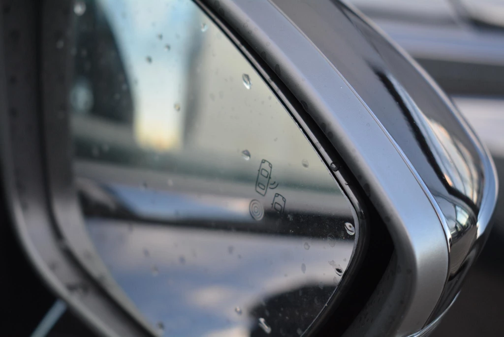 Peugeot e-2008 – foto 11