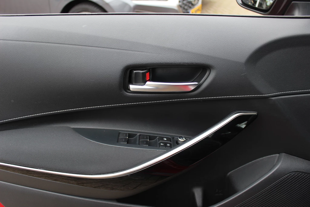 Toyota Corolla Touring Sports – foto 32