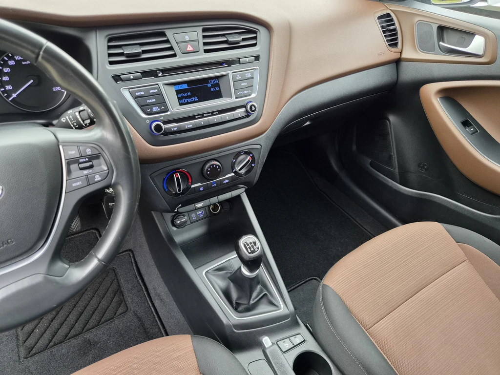 Hyundai i20 – foto 29