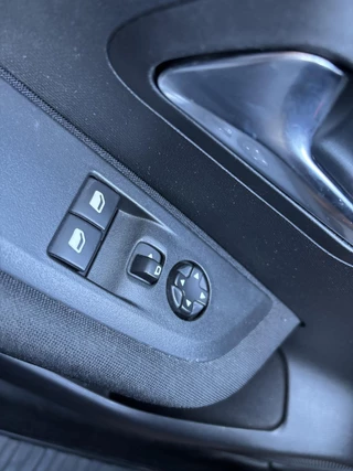 Peugeot 208 – thumbnail 20