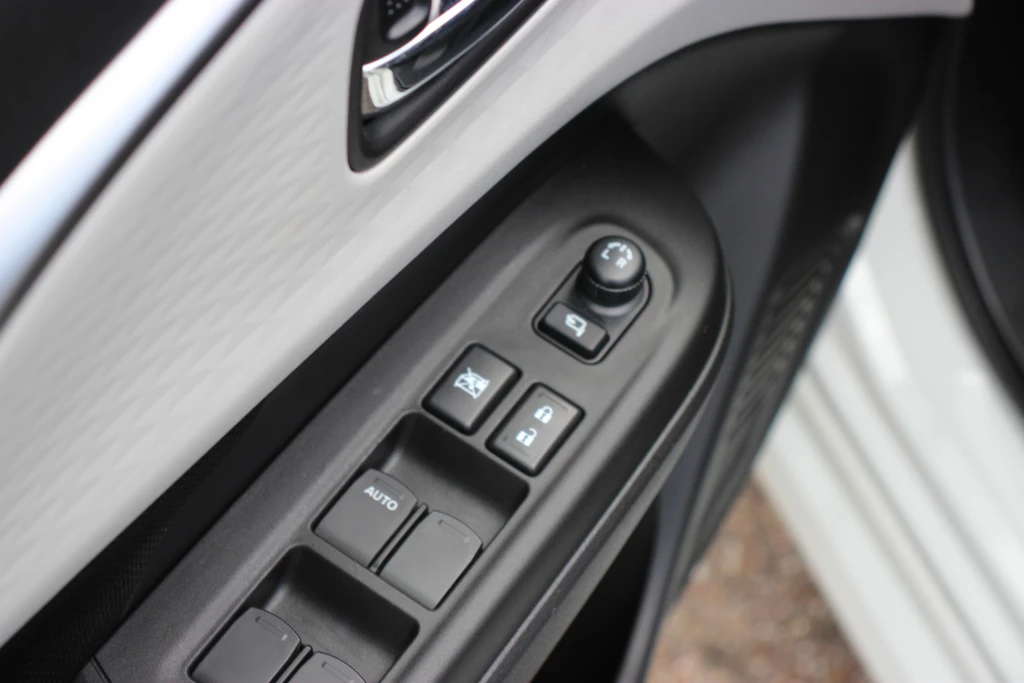 Suzuki Swift – foto 15