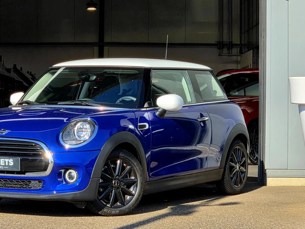 MINI 3-deurs – foto 2