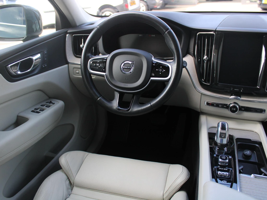 Volvo XC60 – foto 8