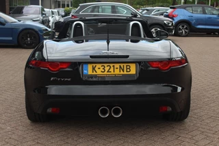 Jaguar F-Type – thumbnail 4