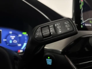 Ford Kuga – thumbnail 33