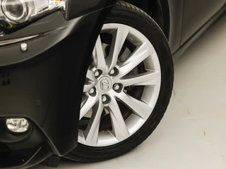 Lexus IS – thumbnail 18