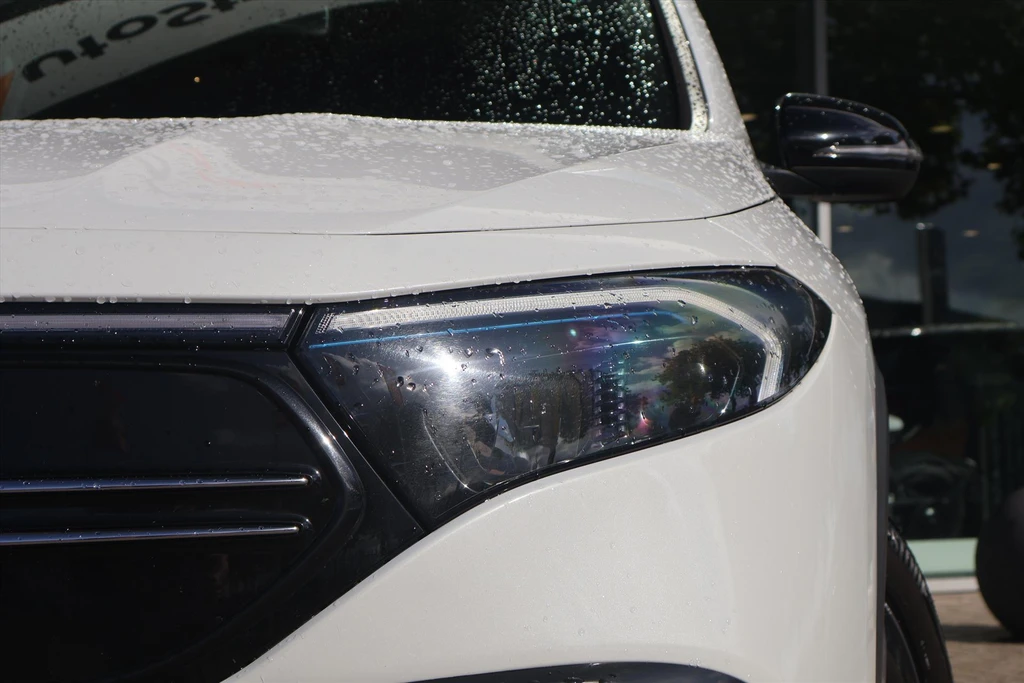 Mercedes-Benz EQA – foto 7